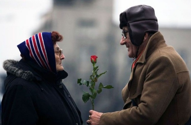 Yaşı 100-ü ötmüş Bakılılar: 36-sından 35-i qadındır